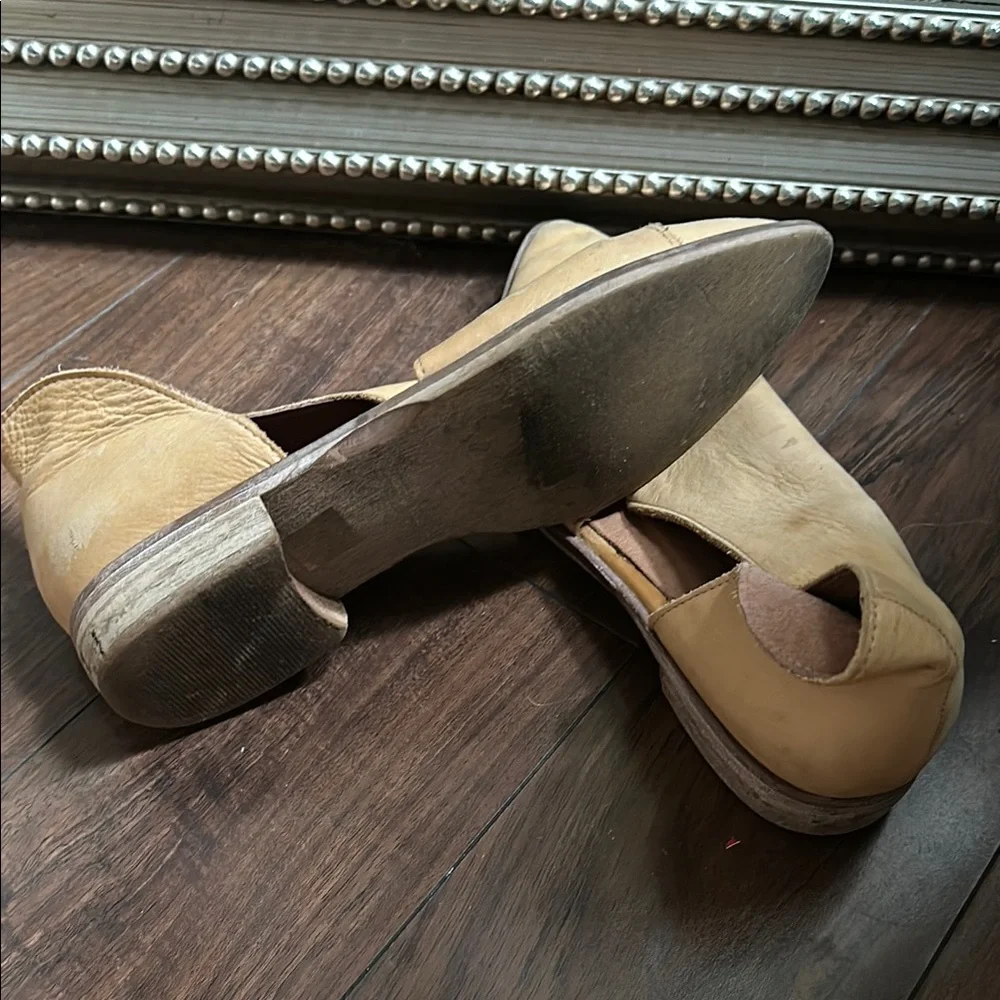Free People Tan Leather Flats Versatile Slip-On Loafers - Picture 8 of 9